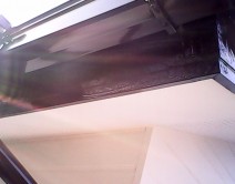 雨樋・破風板：プレミアム無機フッ素樹脂（ブラック・コーヒーブラウン・ホワイト・色対応可能）施工の写真